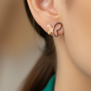 گوشواره طلا مدل پروانه