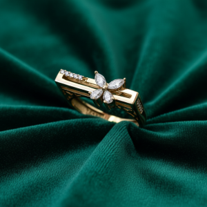 انگشتر طلا مدل پروانه متحرک